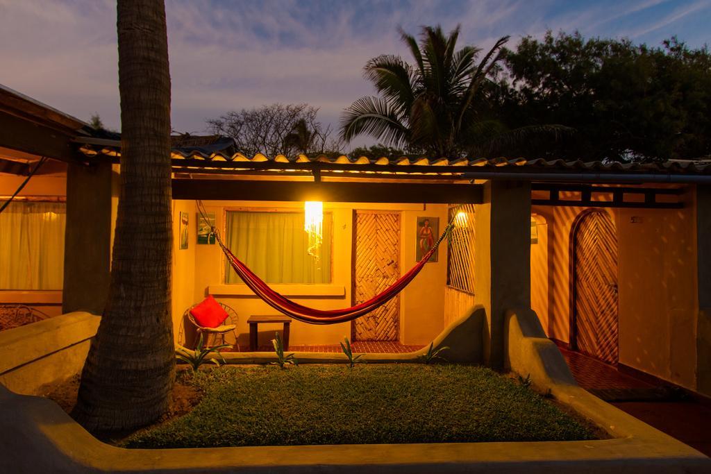 Punta Ballenas Mancora Lodge 外观 照片