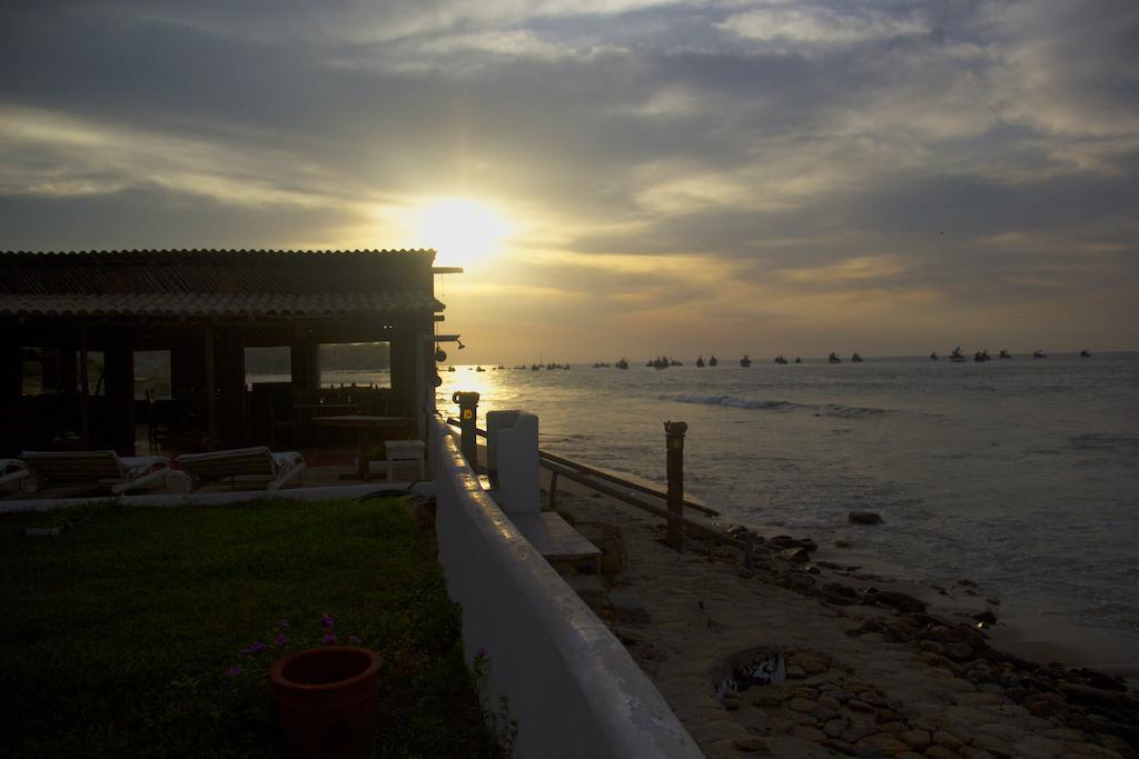 Punta Ballenas Mancora Lodge 外观 照片