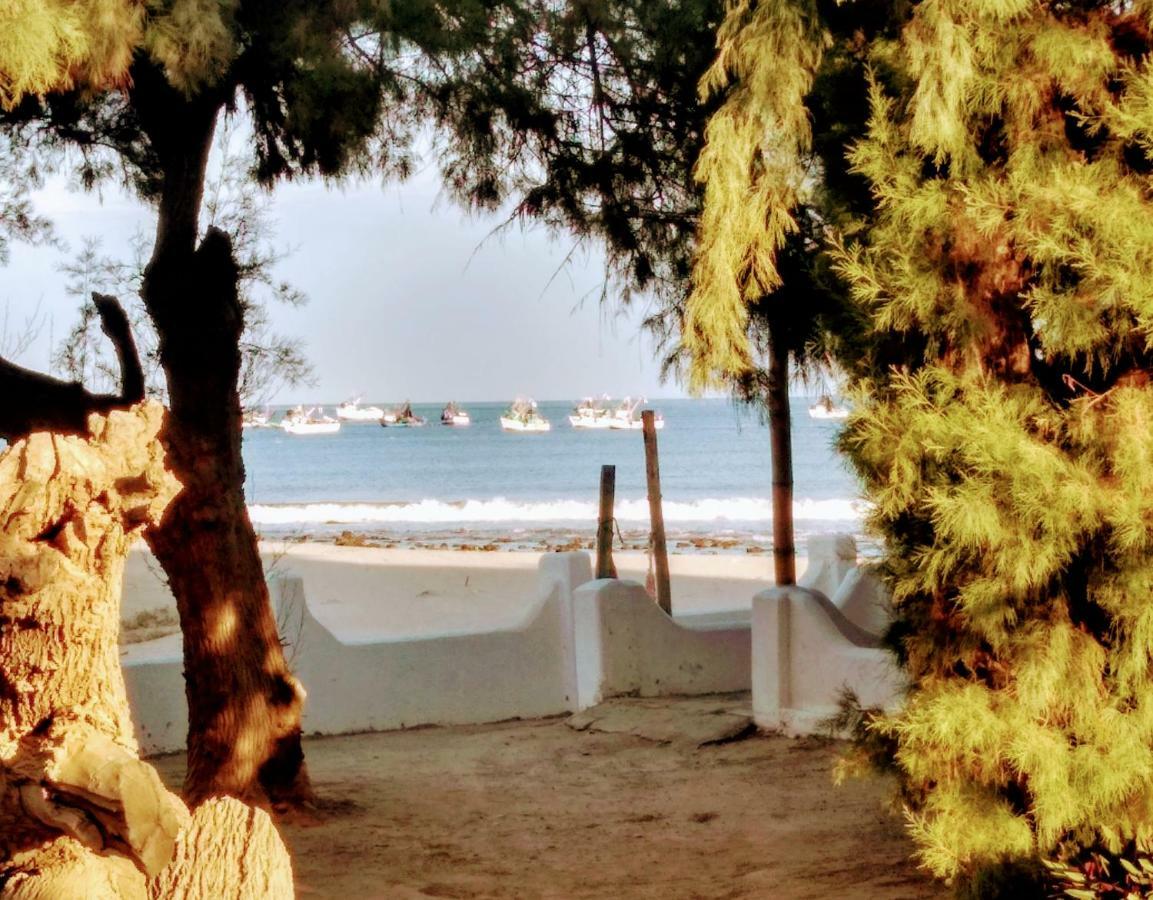 Punta Ballenas Mancora Lodge 外观 照片
